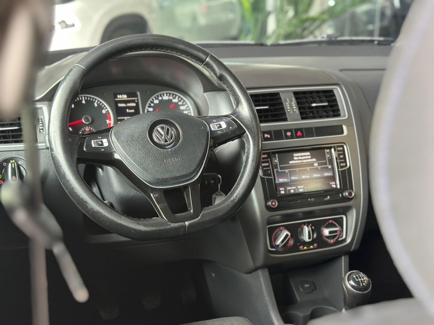 volkswagen fox 1.6 msi comfortline 8v flex 4p manual 2018
