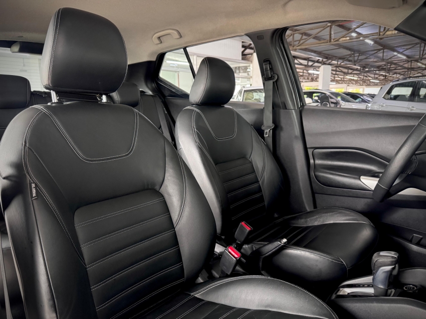 nissan kicks 1.6 16v flexstart sl 4p xtronic 1.5 flex 5p automatico 20177 nissan kicks 1.6 16v flexstart sl 4p xtronic 1.5 flex 5p automatico 20177