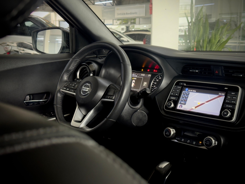 nissan kicks 1.6 16v flexstart sl 4p xtronic 1.5 flex 5p automatico 20176 nissan kicks 1.6 16v flexstart sl 4p xtronic 1.5 flex 5p automatico 20176