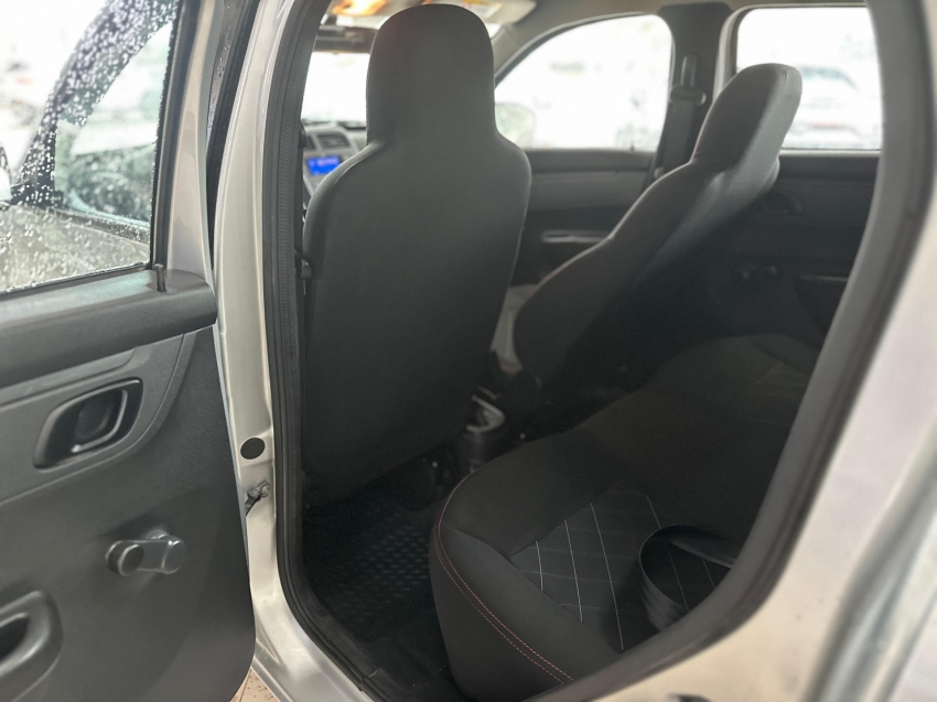 renault kwid 1.0 12v sce flex zen manual 5p 2018