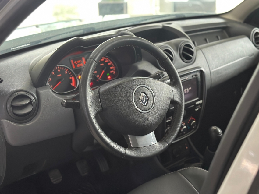 renault duster 1.6 dynamique 4x2 16v flex 4p manual 1.5 5p 2014