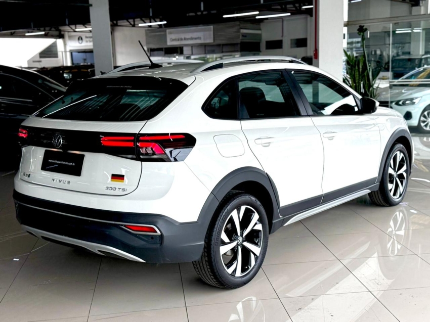 volkswagen nivus 1.0 200 tsi total flex highline automatico 2p 2021