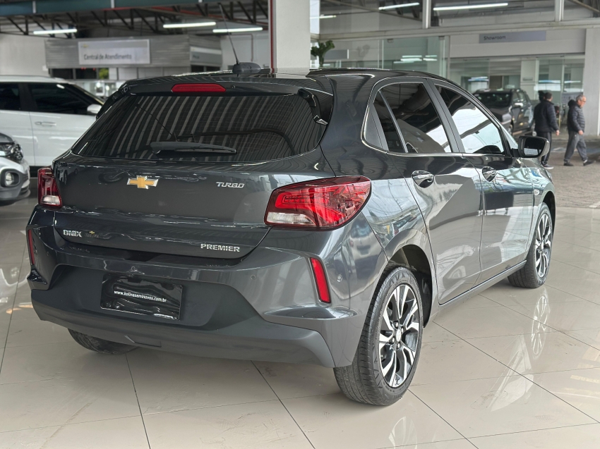 chevrolet onix 1.0 turbo flex premier automatico 5p 2024