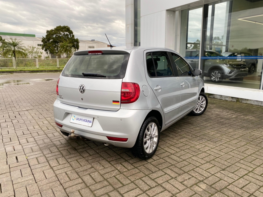 volkswagen fox 1.0 mi 8v flex 4p manual 2014