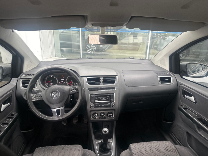 volkswagen fox 1.0 mi 8v flex 4p manual 2014