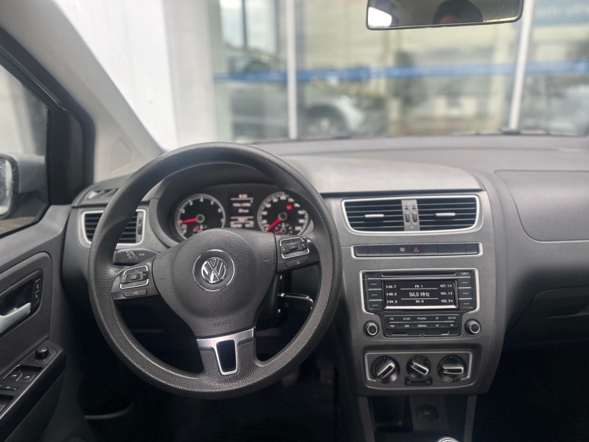 volkswagen fox 1.0 mi 8v flex 4p manual 2014