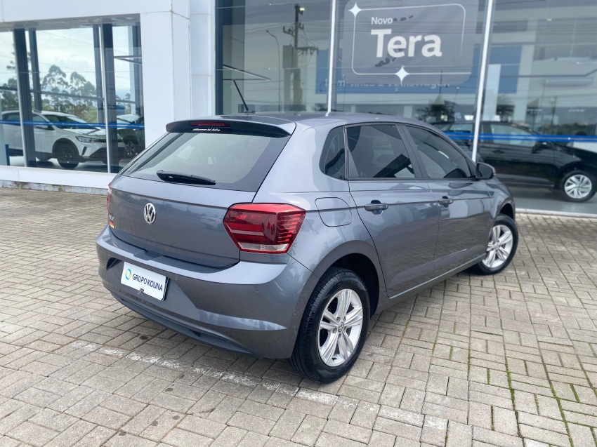 volkswagen polo 1.0 mpi total flex manual 4p 2022