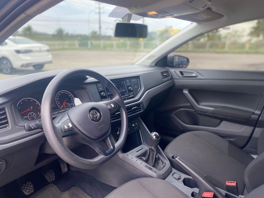 volkswagen polo 1.0 mpi total flex manual 4p 2022