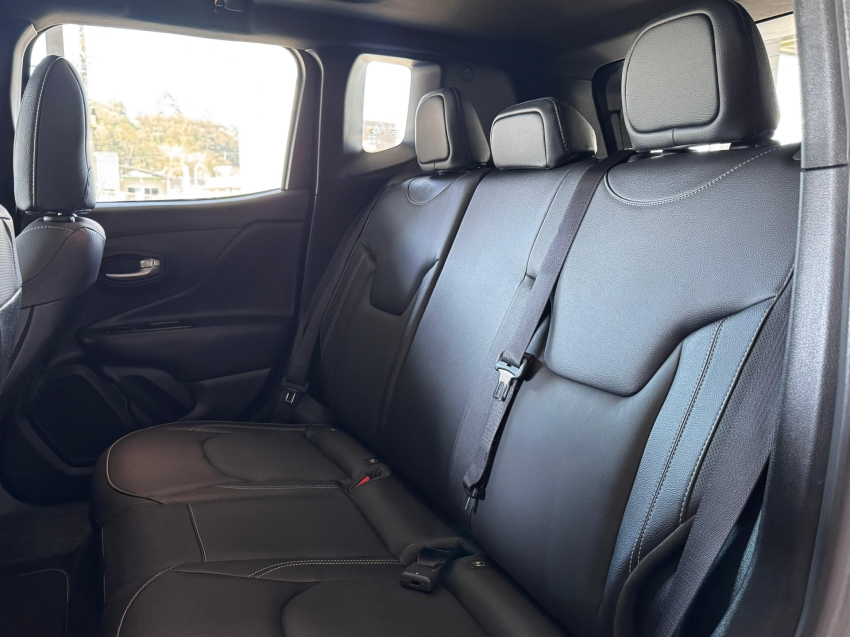 jeep renegade 1.3 t270 turbo flex s 4x4 at9 4p automatico 2024
