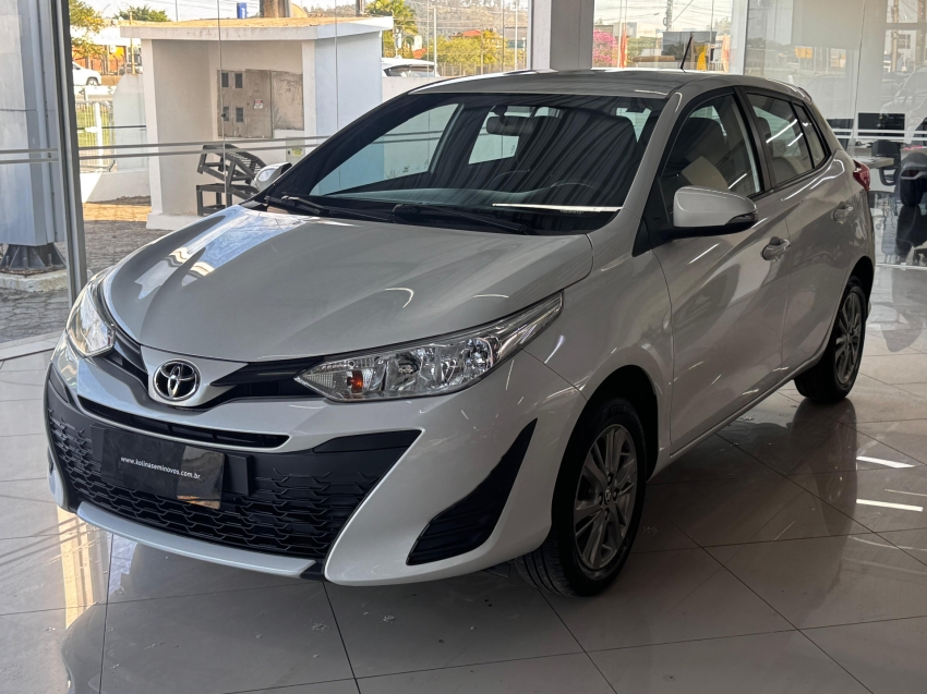 toyota yaris 1.5 16v flex xs connect multidrive 1.4 5p automatico 2021