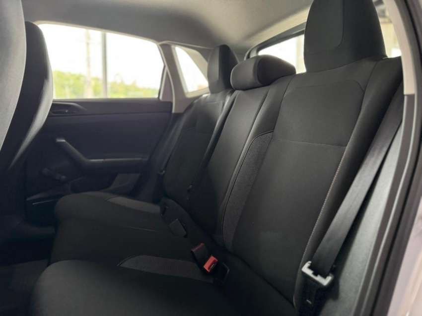 volkswagen polo 1.0 mpi manual flex 4p automatico 202410