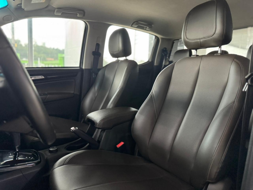 chevrolet s10 2.8 16v turbo diesel high country cd 4x4 automatico 5p 20236