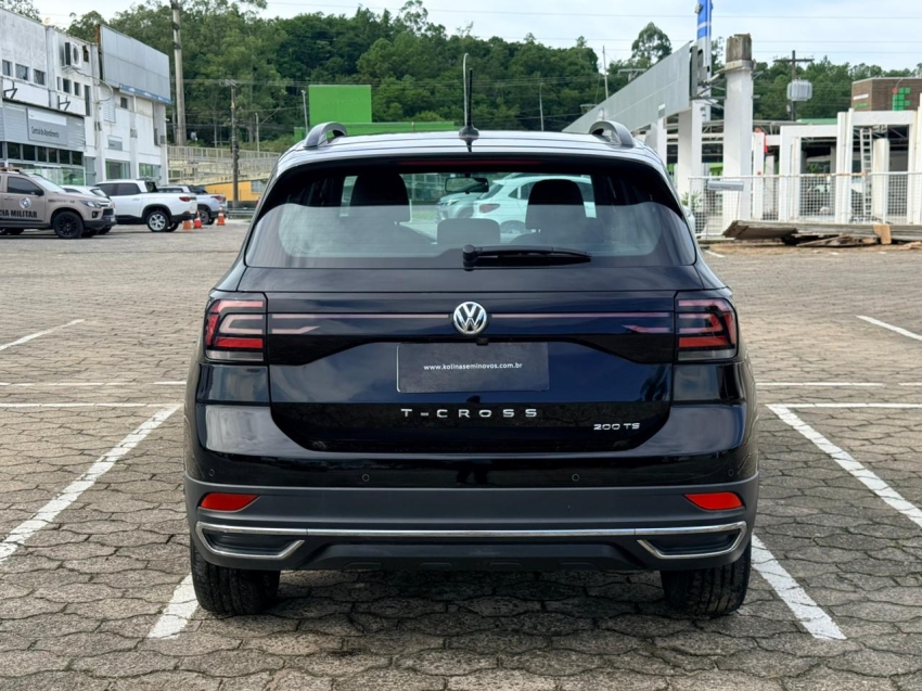 volkswagen t-cross 1.0 200 tsi total flex comfortline automatico 4p 20214