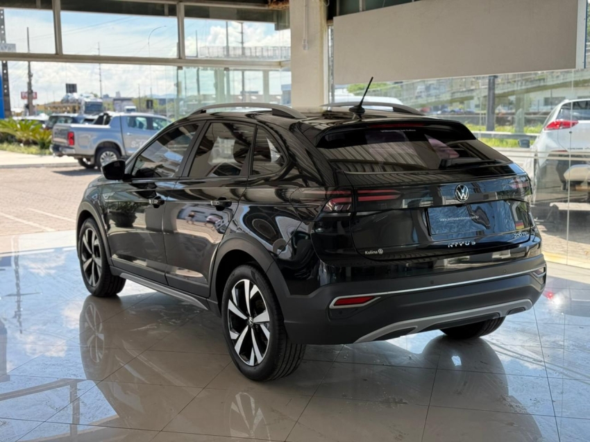 volkswagen nivus 1.0 200 tsi total flex highline automatico 4p 20233