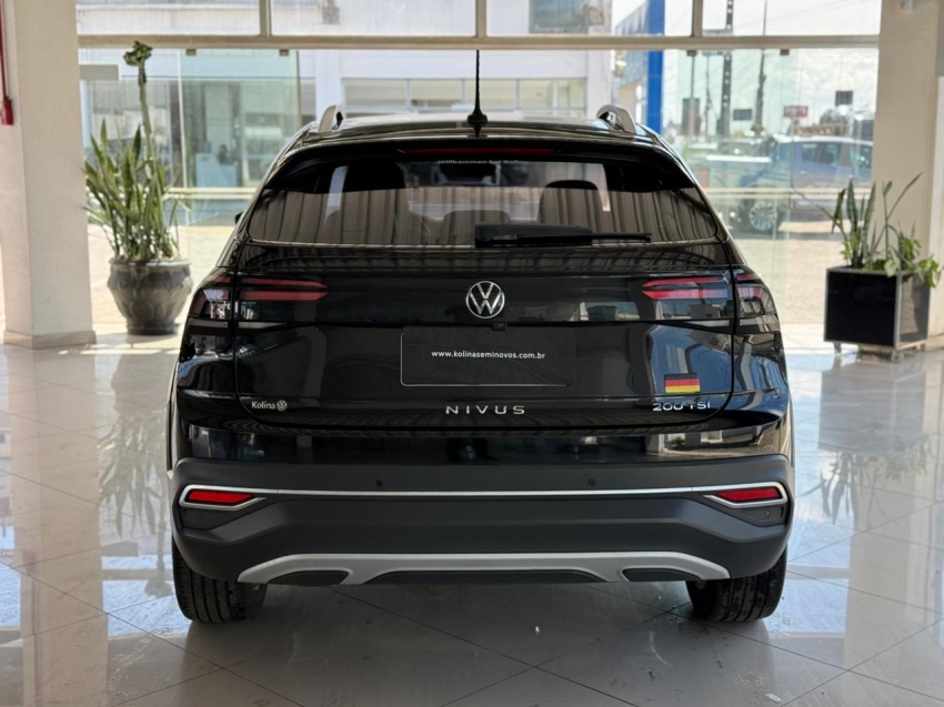 volkswagen nivus 1.0 200 tsi total flex highline automatico 4p 20234