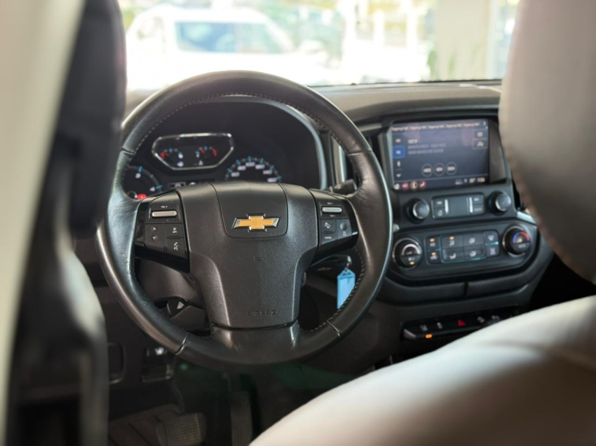 chevrolet s10 2.8 16v turbo diesel high country cd 4x4 automatico 4p 20219