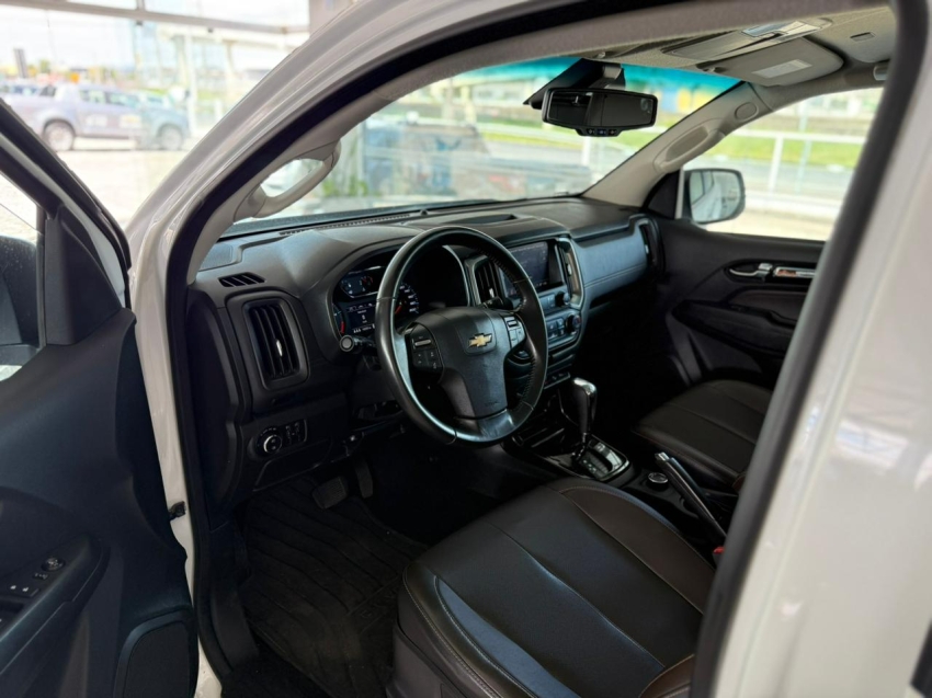 chevrolet s10 2.8 16v turbo diesel high country cd 4x4 automatico 4p 20216