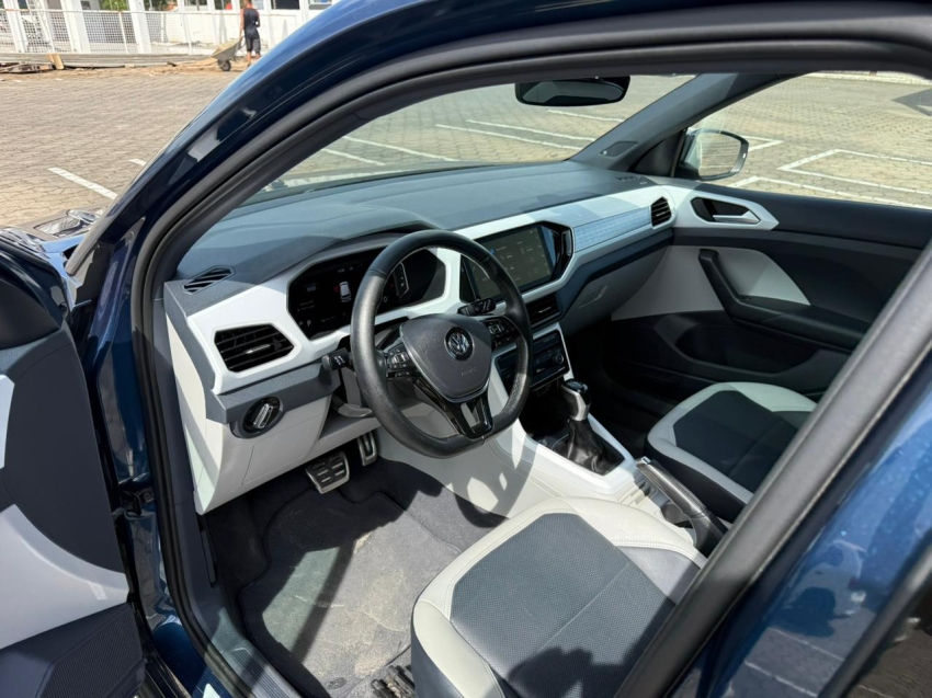 volkswagen t-cross 1.4 250 tsi total flex highline automatico 1.3 3p 202111