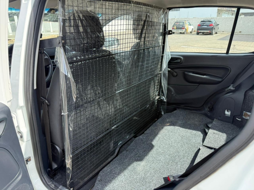 fiat uno 1.0 fire flex attractive manual 4p 20207