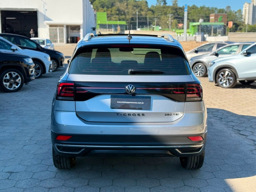volkswagen t-cross 1.4 250 tsi total flex highline automatico 1.3 5p 20245