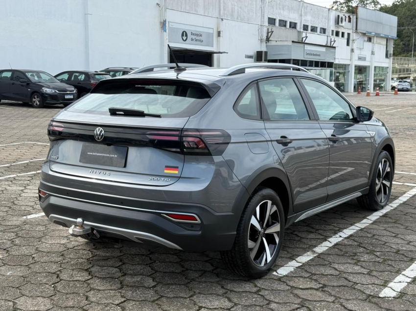 volkswagen nivus 1.0 200 tsi total flex highline automatico 4p 20225