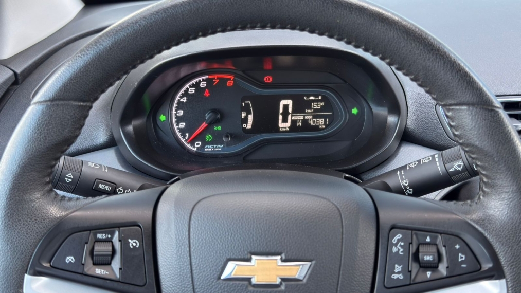 chevrolet onix 1.4 mpfi activ 8v flex 4p manual automatico 201911
