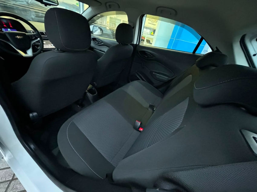 chevrolet onix 1.0 mpfi lt 8v flex 4p manual 5p 201810