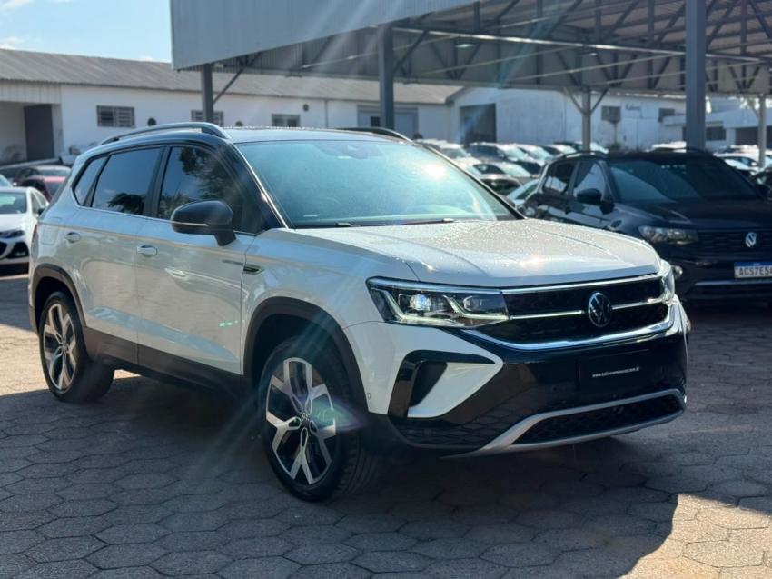 volkswagen taos 1.4 250 tsi total flex highline automatico 1.3 4p manual 2024