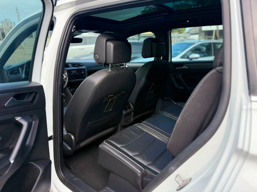 volkswagen tiguan 2.0 350 tsi gasolina allspace r-line 4motion dsg 4p automatico 201910