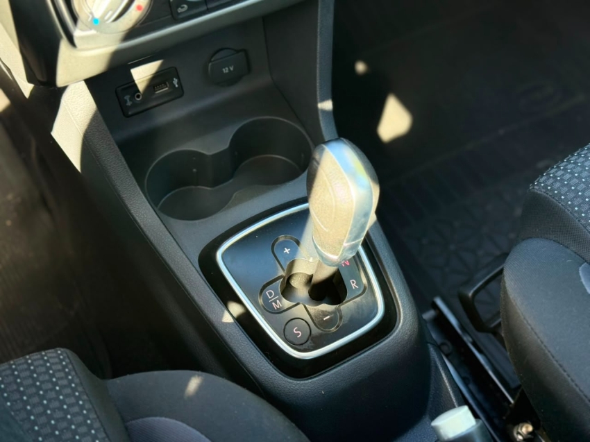 volkswagen fox 1.6 msi total flex connect 4p i-motion 1.5 manual 20188