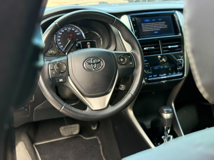 toyota yaris 1.5 16v flex xls connect multidrive 1.4 4p automatico 20228