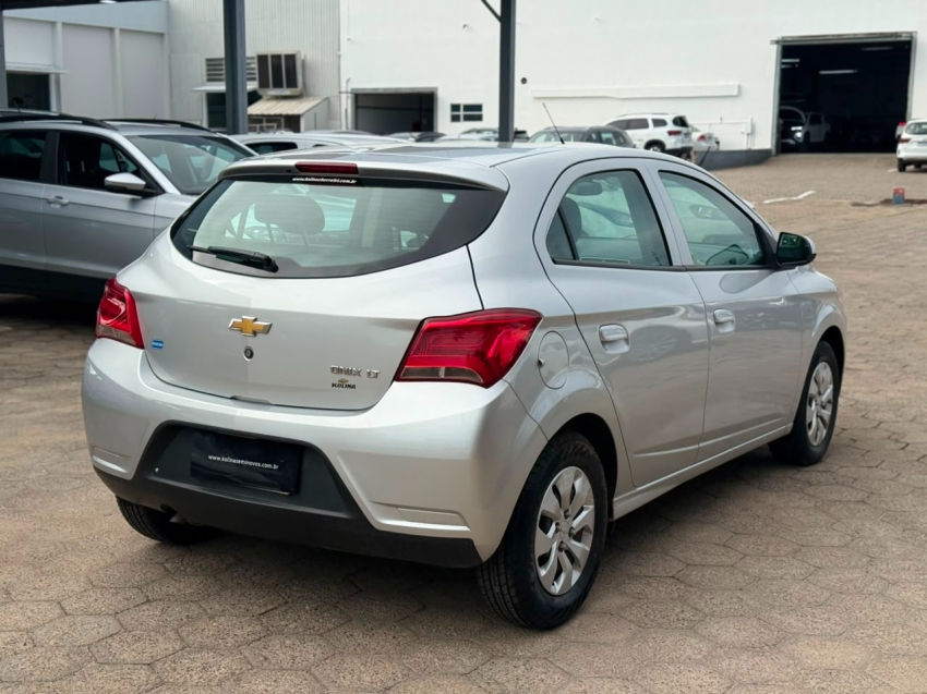 chevrolet onix 1.0 mpfi lt 8v flex 4p manual 20175