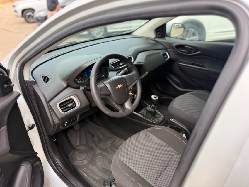 chevrolet onix 1.0 mpfi lt 8v flex 4p manual 20176