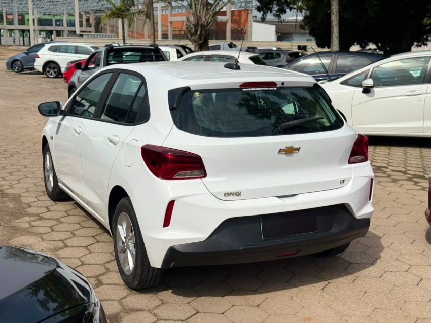 chevrolet onix 1.0 flex lt manual 4p 20203
