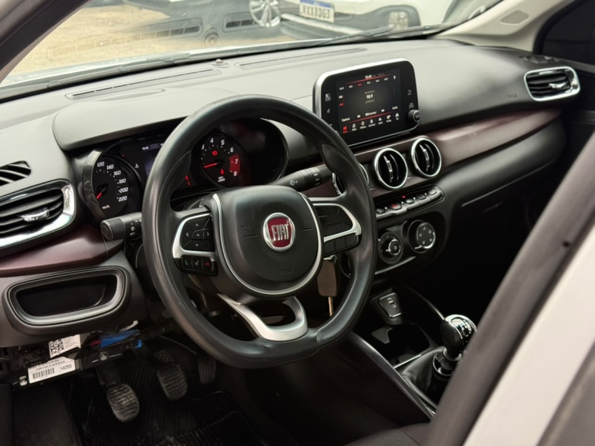 fiat cronos 1.8 e.torq flex precision manual 4p 20197