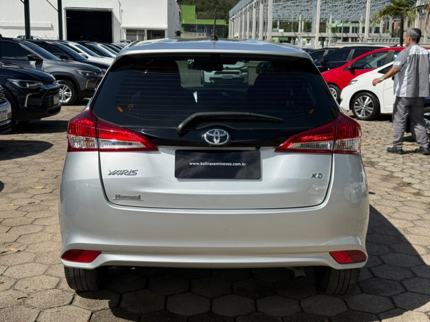 toyota yaris 1.5 16v flex xs connect multidrive 1.4 4p automatico 20204