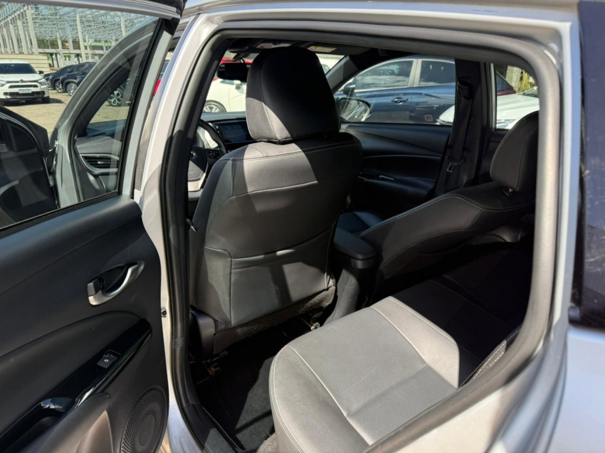 toyota yaris 1.5 16v flex xs connect multidrive 1.4 4p automatico 20208