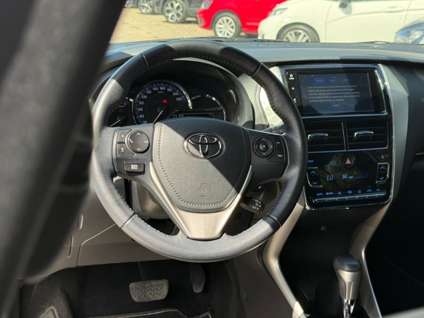 toyota yaris 1.5 16v flex xs connect multidrive 1.4 4p automatico 20206