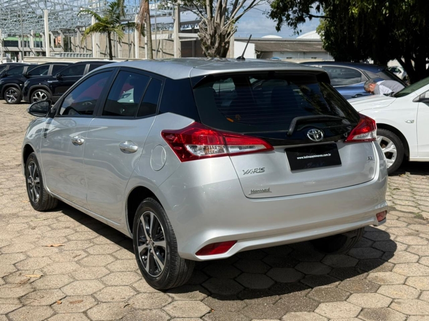 toyota yaris 1.5 16v flex xs connect multidrive 1.4 4p automatico 20203