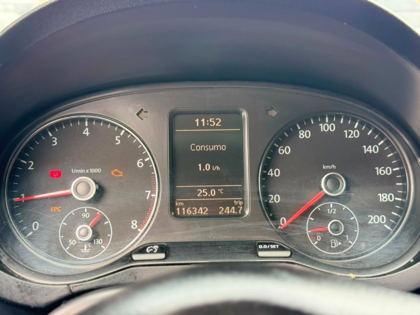 volkswagen fox 1.0 mi 8v flex 4p manual 201110