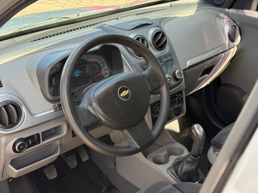 chevrolet agile 1.4 mpfi ltz 8v flex 4p manual 20137