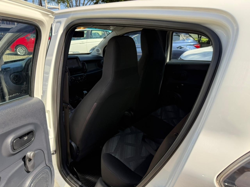 fiat mobi 1.0 evo flex like. manual 4p 20188