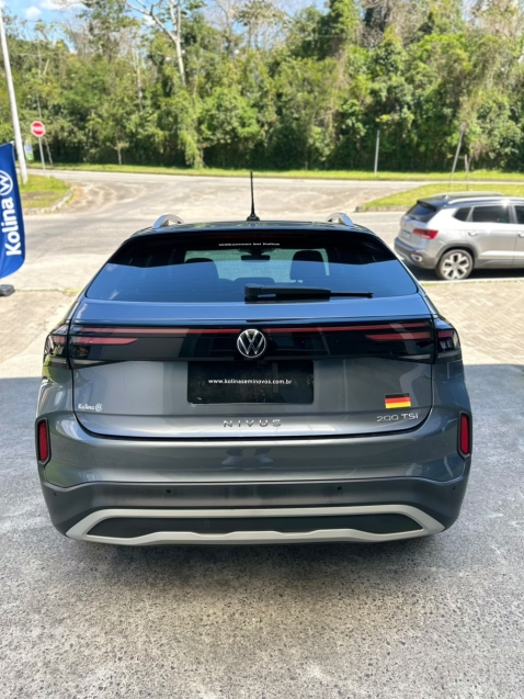 volkswagen nivus 1.0 200 tsi total flex highline automatico 4p 20254