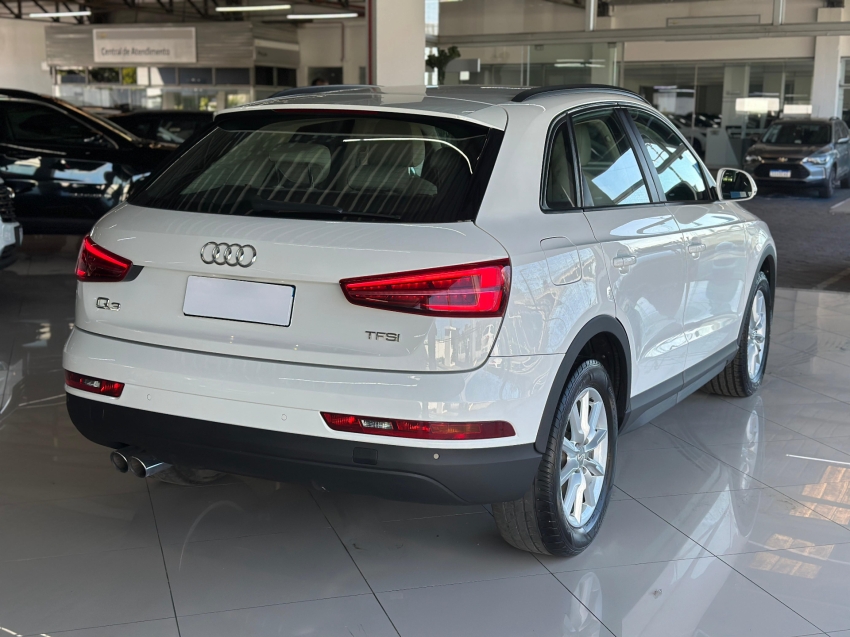 audi q3 1.4 tfsi ambition flex 4p s tronic 1.3 gasolina 5p automatico 2018