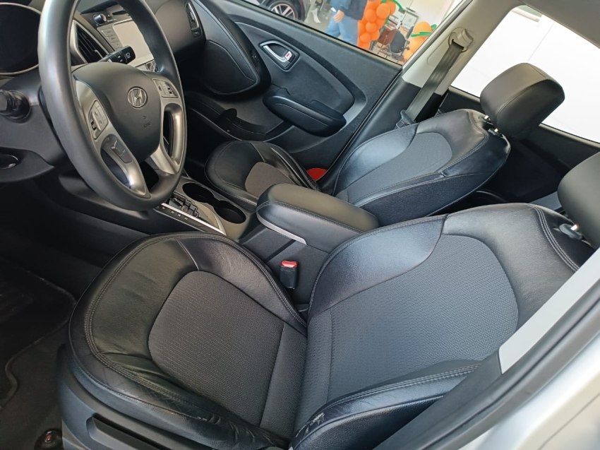 hyundai ix35 2.0 mpi 4x2 16v flex 4p automatico 2014