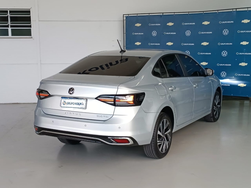 volkswagen virtus 1.0 200 tsi highline automatico flex 5p 2024