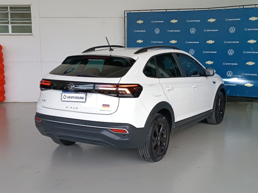 volkswagen nivus 1.0 200 tsi total flex comfortline automatico 5p 2023