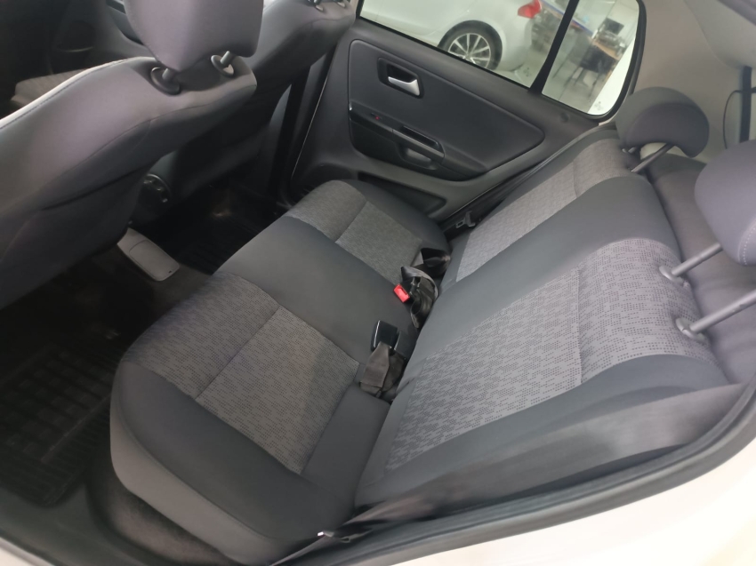 volkswagen fox 1.0 mi 8v flex 4p manual 5p 2014