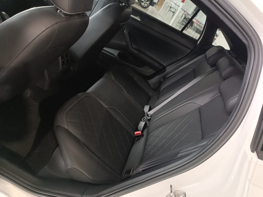 volkswagen virtus 1.4 250 tsi exclusive automatico 1.3 flex 5p 2024