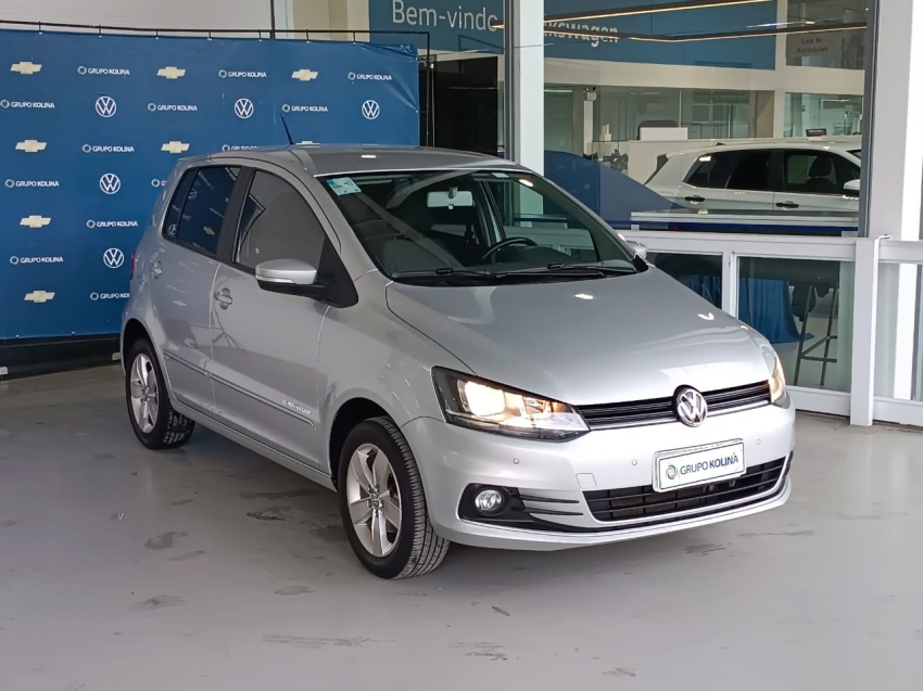 volkswagen fox 1.6 msi comfortline 8v flex 4p automatizado 1.5 5p automatico 2017